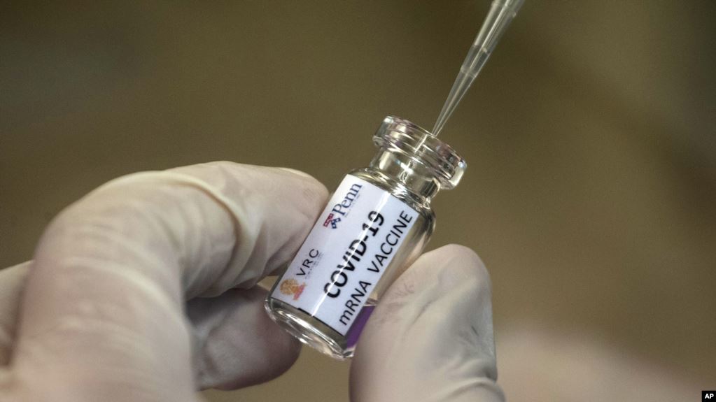 Corona Virüsü Aşısını İlk Kim Alacak?